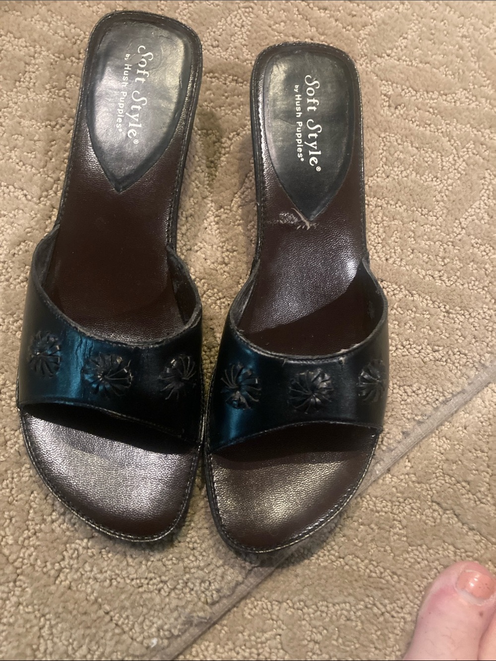 Black Slide Sandals Hush puppies, soft style.